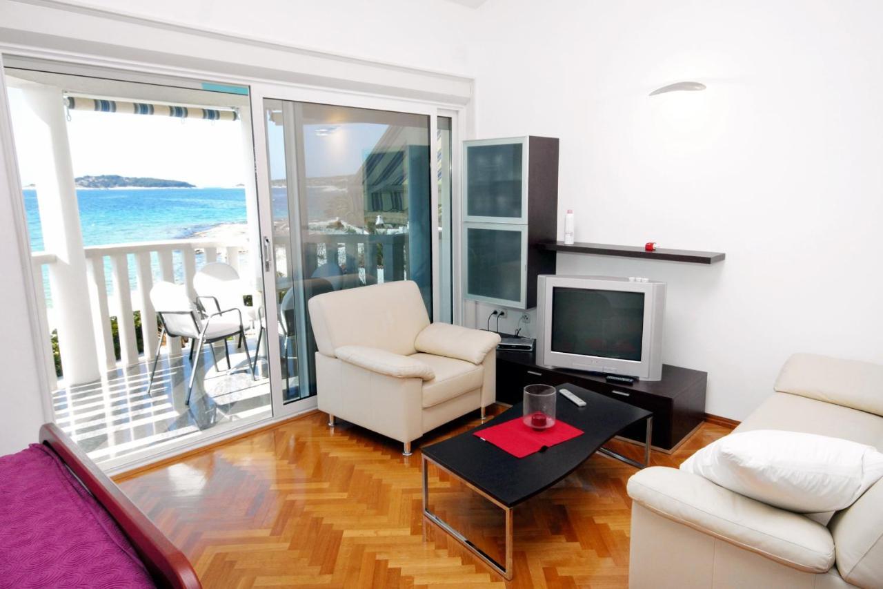 Family Friendly Apartments With A Swimming Pool Rogoznica - 7557 Buitenkant foto